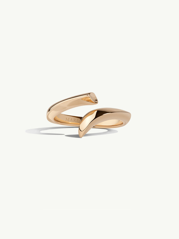 Pythia Serpentine Twist Ring in 18K Yellow Gold