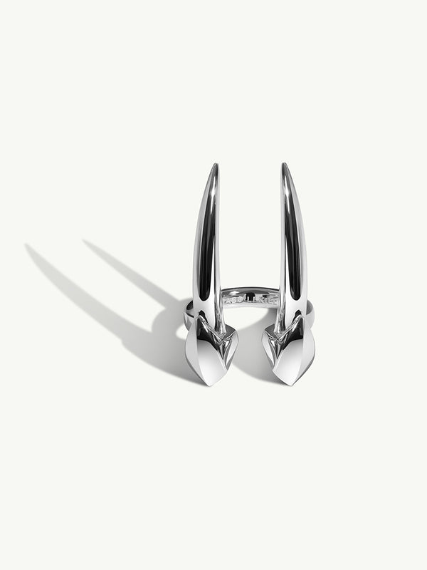 Damian Brevis Horn Talisman Ring In Sterling Silver